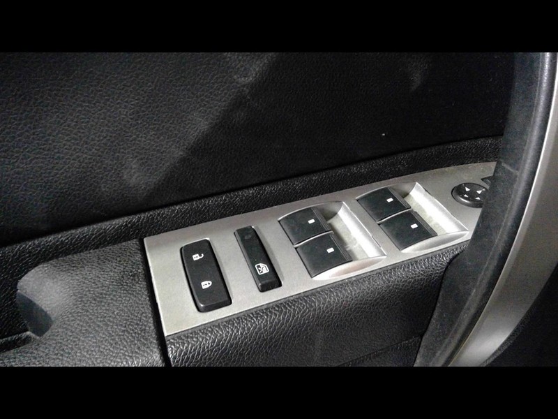 SILVRDO15 2011 Front Door Switch 1659582