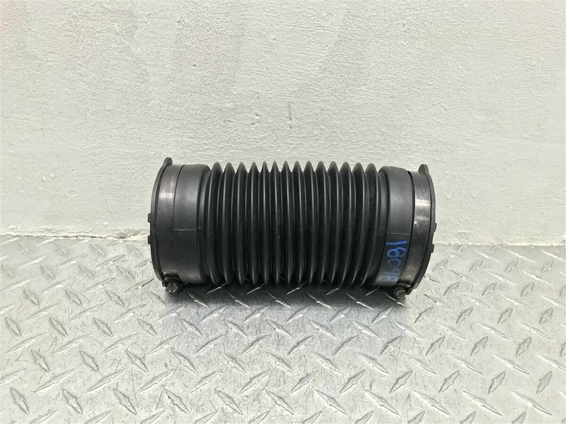 2002-2013 DODGE RAM 3.7L 4.7L AIR CLEANER DUCT TUBE OEM 53032044AA