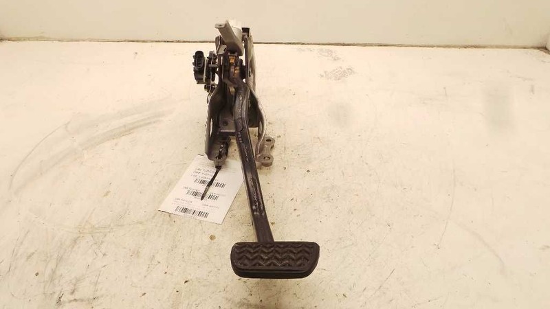 04 05 06 07 08 09 PRIUS Pedal Brake/Clutch