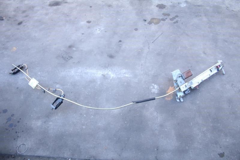 1985 1986 1987 1988 PORSCHE 944 LEFT SIDE TRUNK TO ROOF ACTUATOR