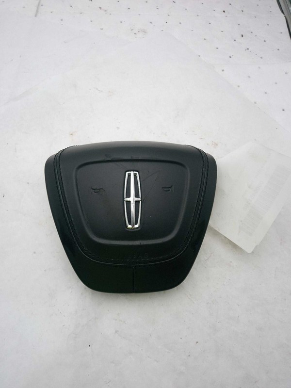 2018 Lincoln Continental Steering Wheel Air Bag Black 623002 Used 132K Miles