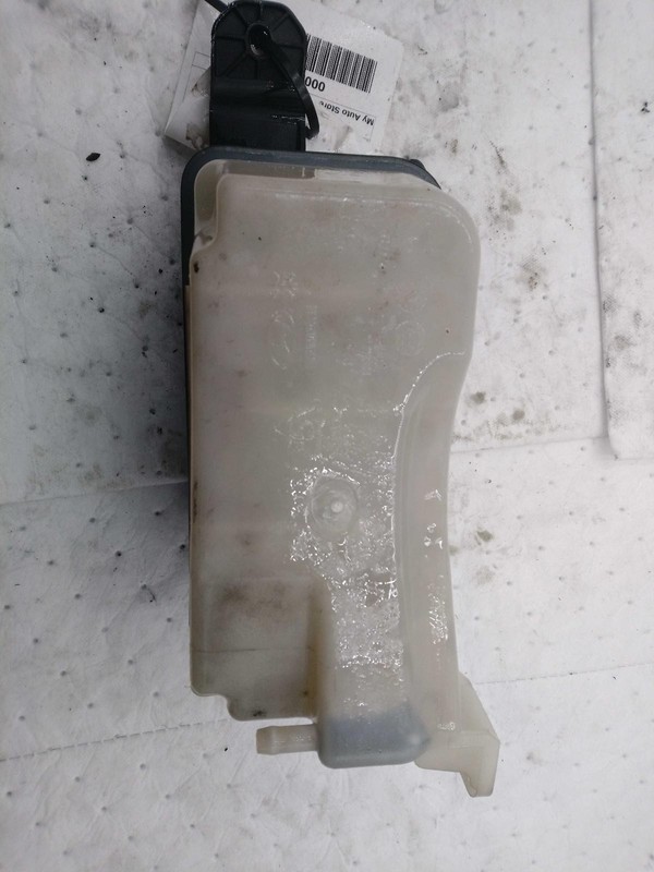 Used Engine Coolant Reservoir fits: 2008 Hyundai Santa feGrade A