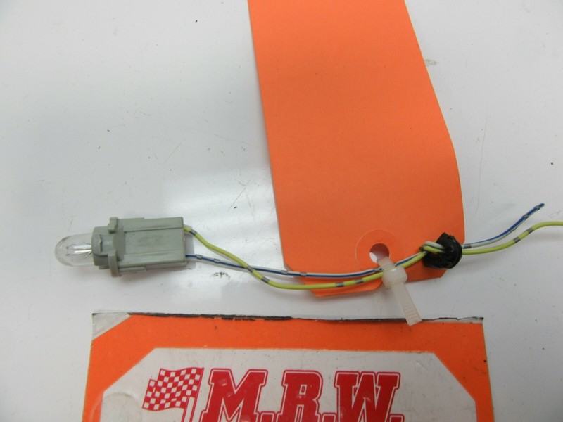 FOR LIGHT BULB SOCKET HARNESS END OFF COURTESY LIGHT FRONT DOOR PANEL RIGHT LEFT
