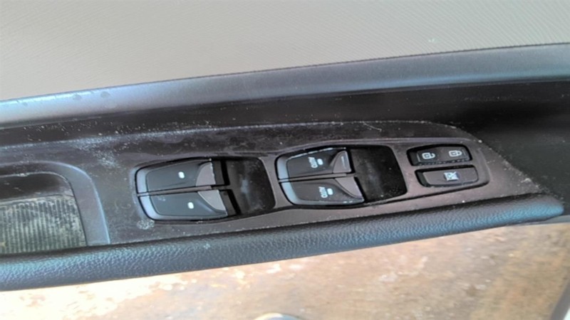 Driver Front Door Switch Driver's LWB Master Fits 17-19 SANTA FE 1633562