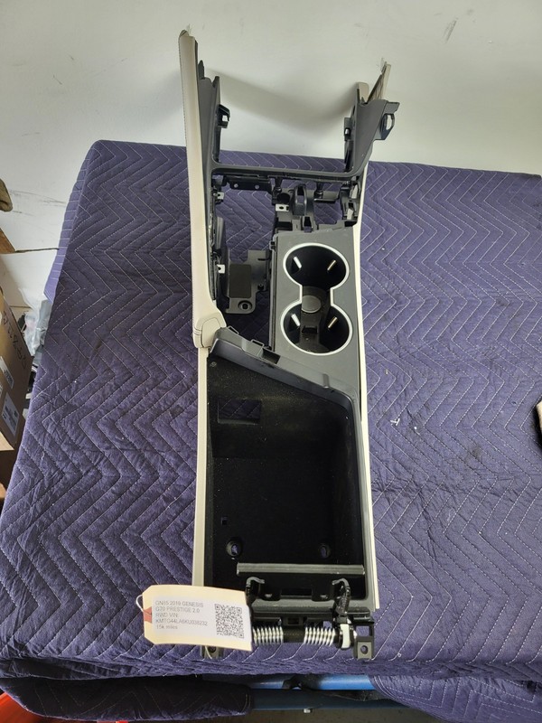 Used Oem Genesis Center Console Base Frame Bracket for 2019-2021 G70 2.0L RWD