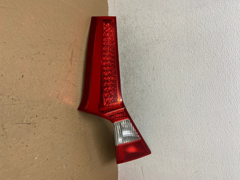 2008 to 2013 Volvo XC70 V70 Left Driver Tail Light Upper Oem AD7688 LK
