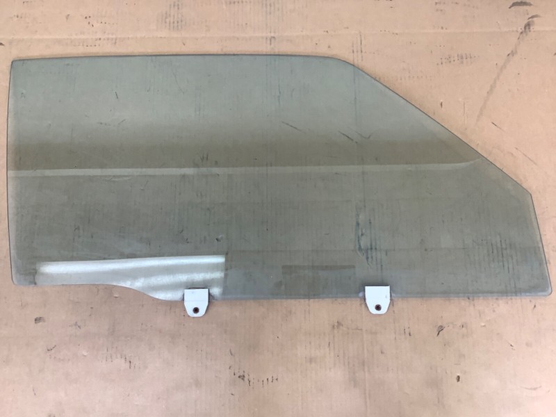 82-85 Accord 3Dr Hatch Right Front Door Glass Passenger Side Window Used OEM