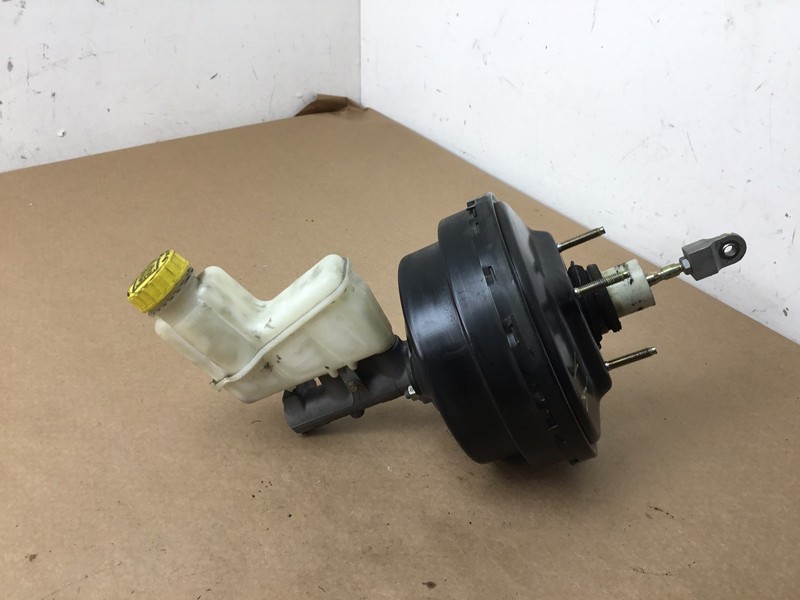 Maserati Coupe GT 2003 Power Brake Booster Master Cylinder 02-06 ;:Y