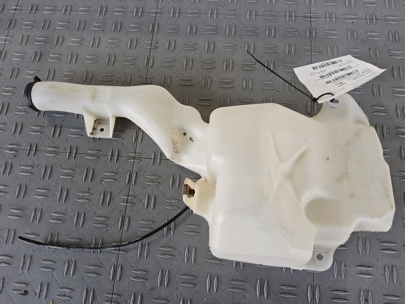 Wash Reservoir Classic Style Fits 15-19 SIERRA 1500 PICKUP 3544631