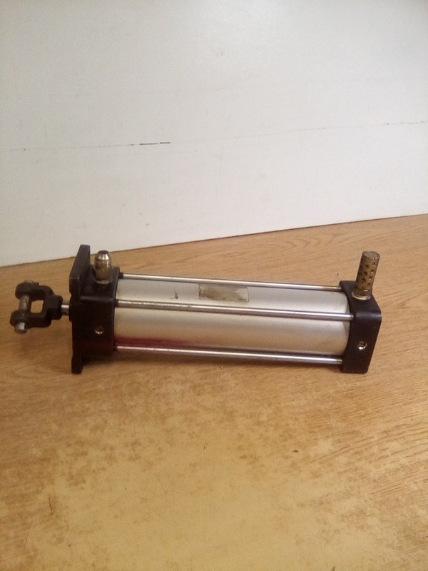 SMC NCA1F250-0800 Tie Rod Cylinder