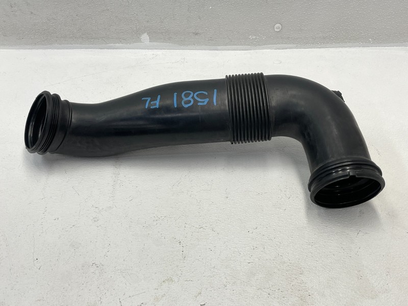2017-2022 Alfa Romeo Giulia Quadrifoglio Left Air Intake Hose Tube 2.9L 1581 OEM
