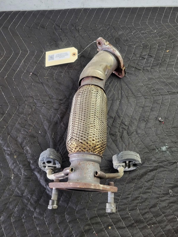 HYUNDAI VELOSTER N 2022 2.0L FWD Front Exhaust Pipe USED OEM 19-22