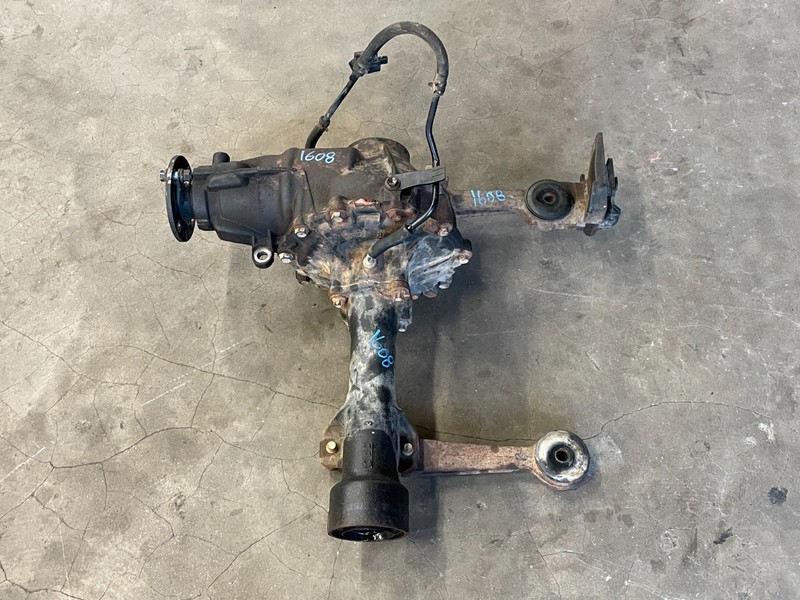 10 11 12 13 Lexus GX460 Front Diff Differential Axle Carrier 4.6L AWD 1608 OEM