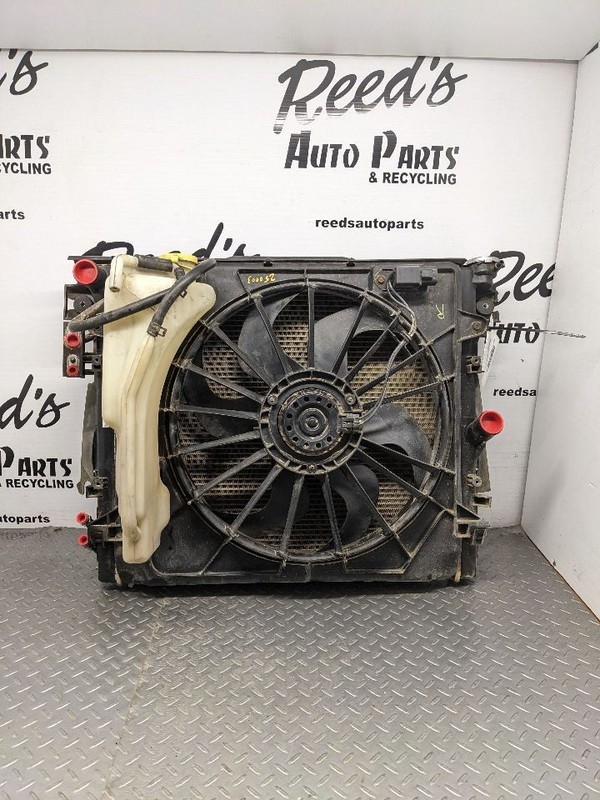 07-18 WRANGLER JK 3.6L Cooling Assembly Radiator Condenser Cooling Fan1161483