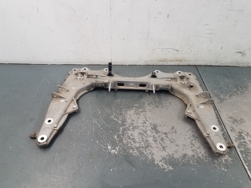 2015 Porsche 911 Turbo S 991 Front Sub Frame Crossmember #0222 LL6
