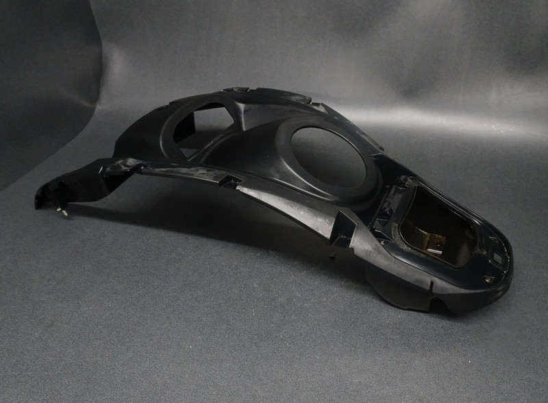 Yamaha OEM Engine Cover Lid GP 1200R Waverunner FX Cruiser Limited