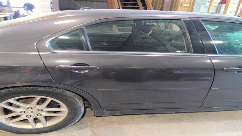 Passenger Rear Side Door Without Side Moulding Holes Fits 06-12 FUSION 3489819