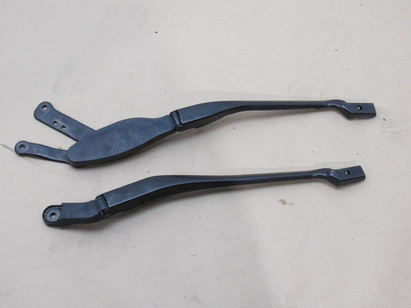 Mercedes S560 2020 W222 Front Left Right Windshield Wiper Arm Set Pair 18 - 20 >