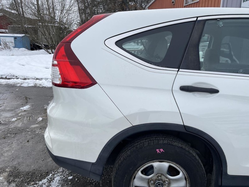 2015-16 HONDA CR-V RIGHT QUARTER PANEL WHITE PC:NH603P 2.4L AT AWD 117K LX 61601
