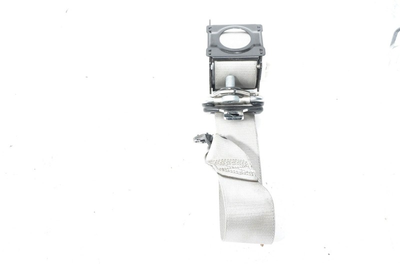 03 04 05 06 MERCEDES CLK320 CONVERTIBLE REAR RIGHT SEAT BELT RETRACTOR OEM