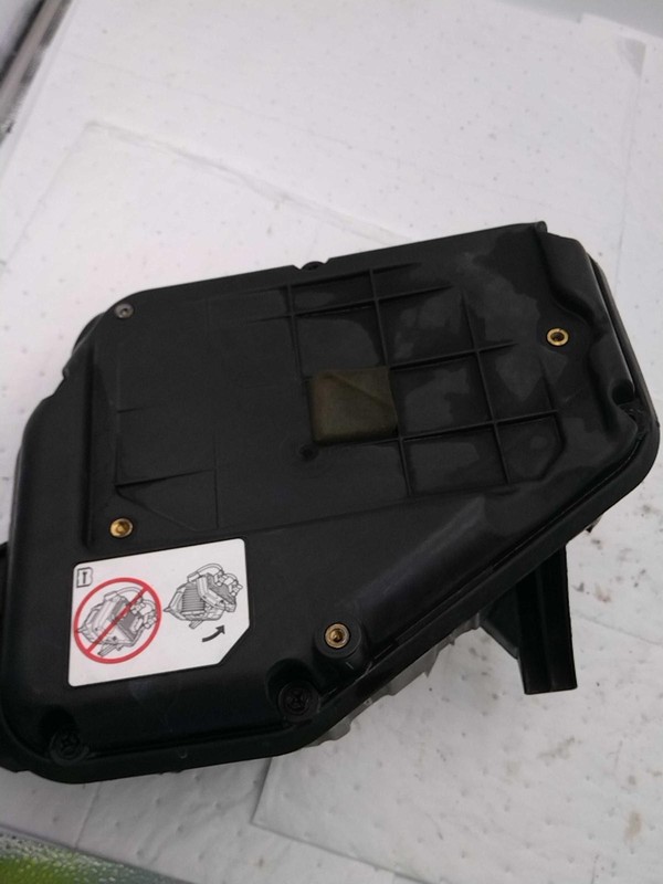 2014 Jeep Compass Air Cleaner Assembly OEM 05145595AA Used 113K Miles Blue