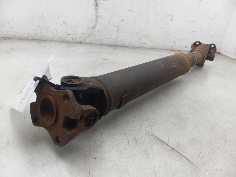 10-21 TOYOTA TUNDRA PLATINUM 5.7L 4WD AT FRONT DRIVE SHAFT