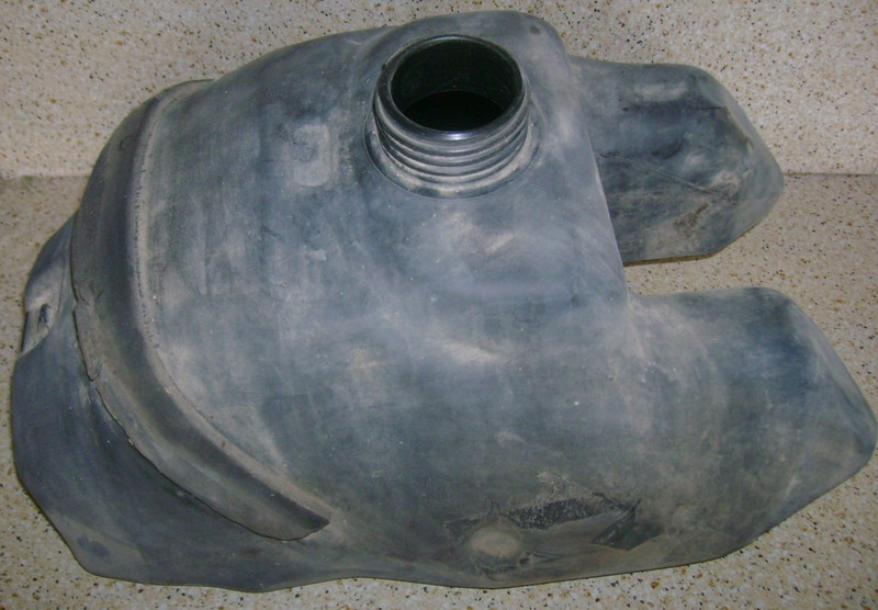 1986 1985 Yamaha Moto-4 200 YFM200DXS YFM 200 DXS Fuel Gas Tank Petrol Petcock