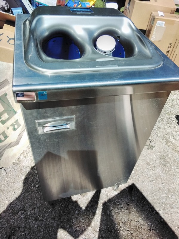 Meritech CleanTech Automatic Handwashing Station IC/ELF 12- Second Wash &Rinse