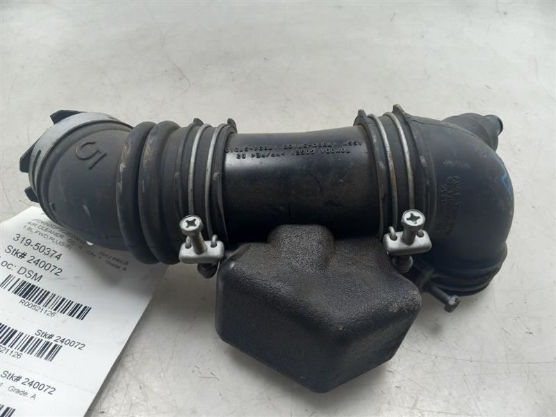 10-18 TOYOTA PRIUS PLUG-IN 1.8L 4CYL AIR CLEANER BOX