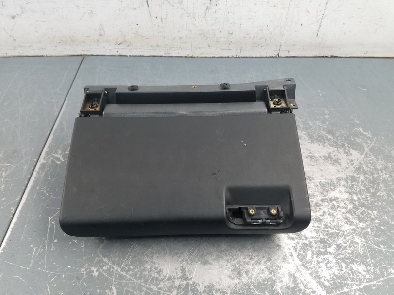 2002 Porsche 911 996 Turbo Glove Box - Damage #7584 M5