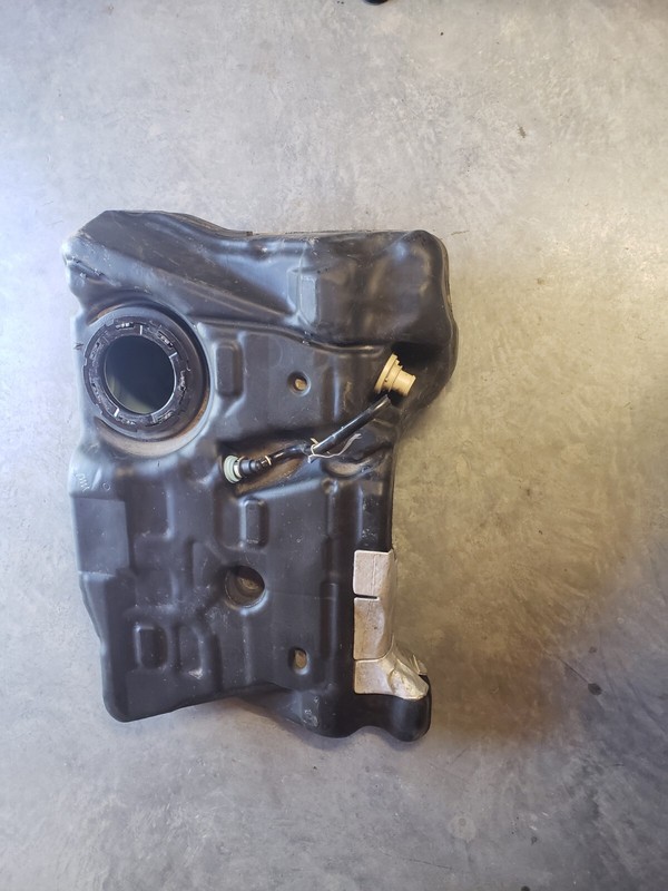 2014 15 2016 FORD ESCAPE 2.0L Fuel Tank Capless Filler