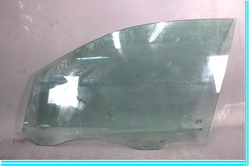 11-18 Porsche Cayenne 958 Front Left Driver Side Door Window Glass OEM