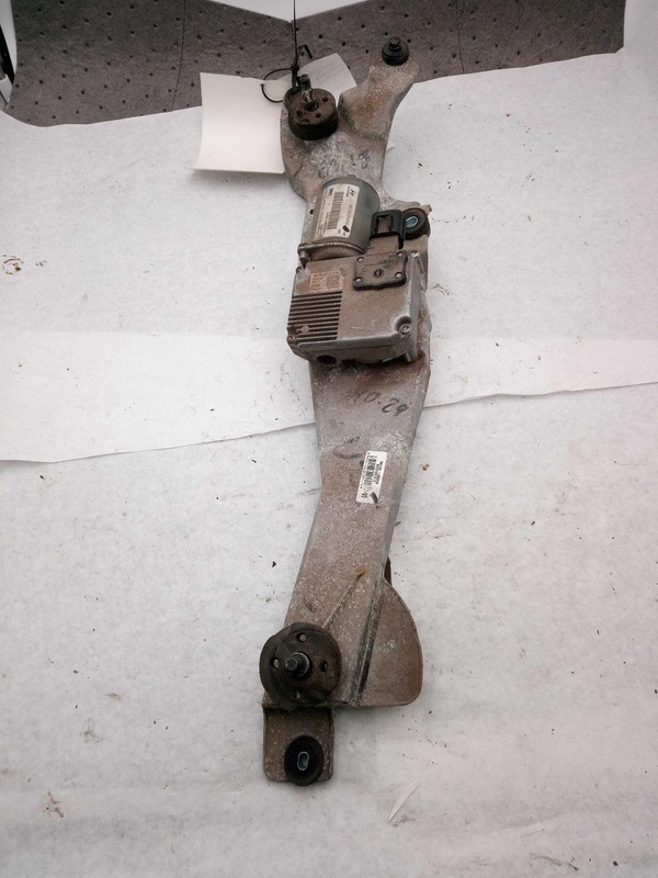 2015 Hyundai Equus Wiper Motor OEM 981103M000 82K Miles White