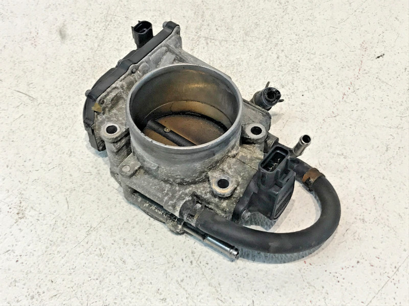 2001-2005 Lexus LS430 Engine Throttle Body Motor Valve Control Assembly OEM