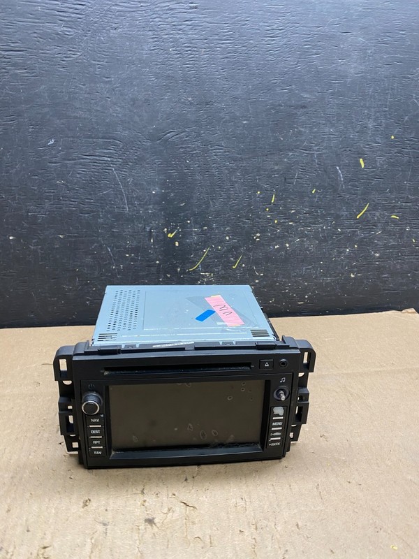 2007 to 2012 GMC Acadia Radio NAV Navigation CD Player Radio t5786 DG