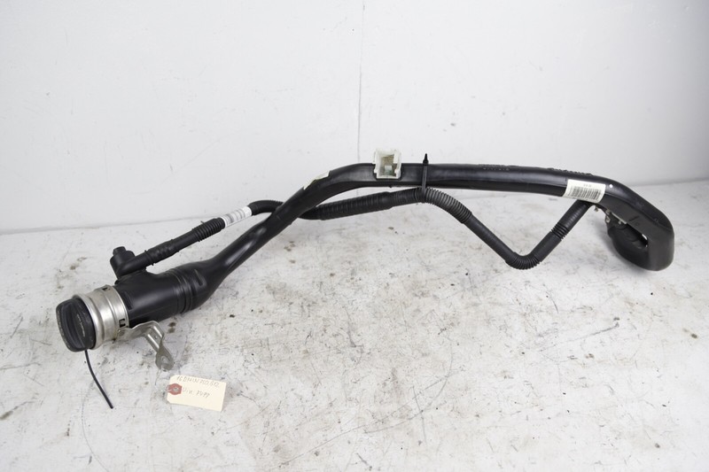 2016 - 2020 BMW 750 G11 G12 FUEL TANK FILLER NECK HOSE TUBE PIPE OEM