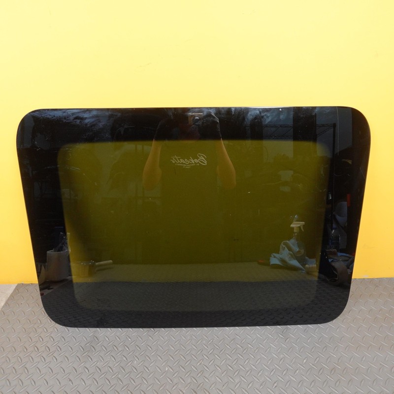 2018-2024 BUICK ENCLAVE REAR SUNROOF FIXED GLASS WINDOW OEM 84252943