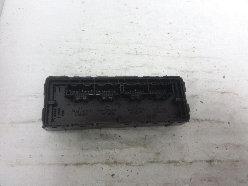 Temperature Control Module Center Of Dash Behind Radio Fits 18-19 XTS 84428981
