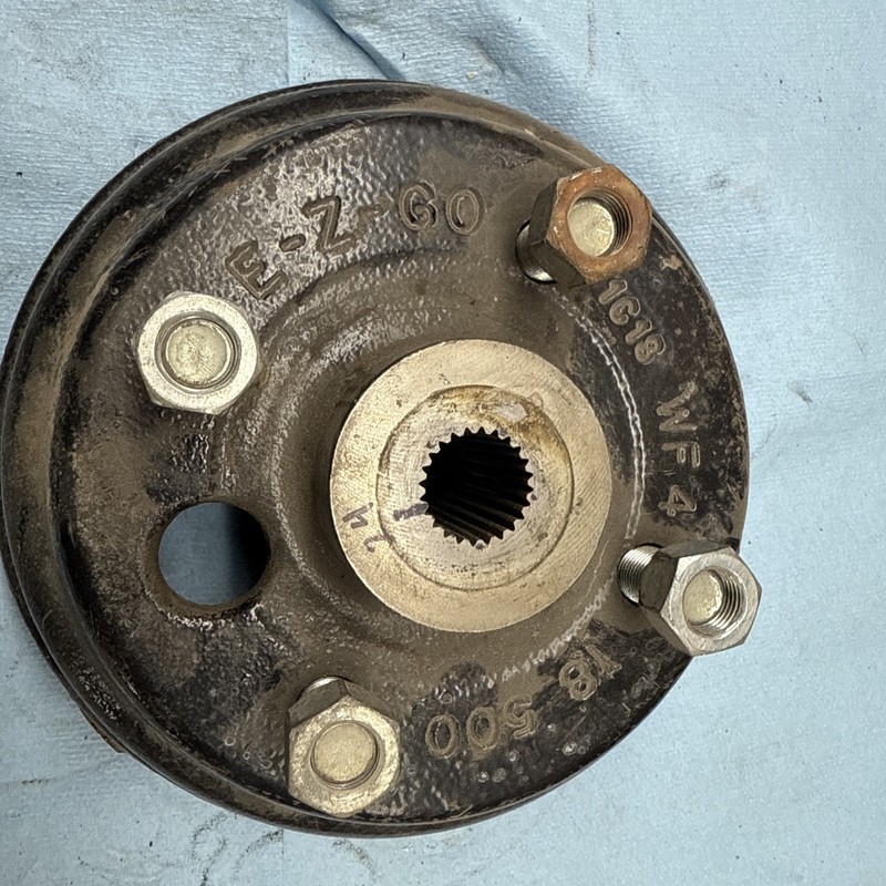 VINTAGE 1980’s - 1990’s EZGO MARATHON Rear Wheel Hubs Brake Drums 24Good