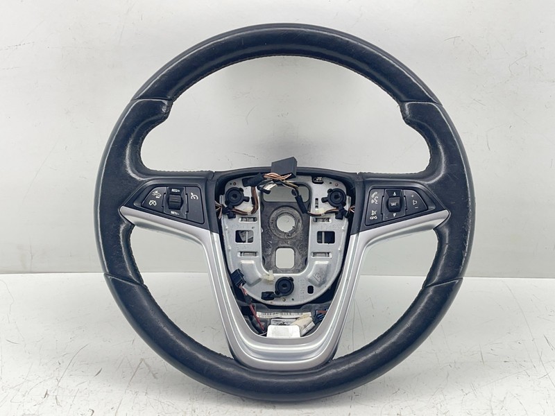 2016-2019 BUICK CASCADA Heated Black Leather Steering Wheel OEM 13496969