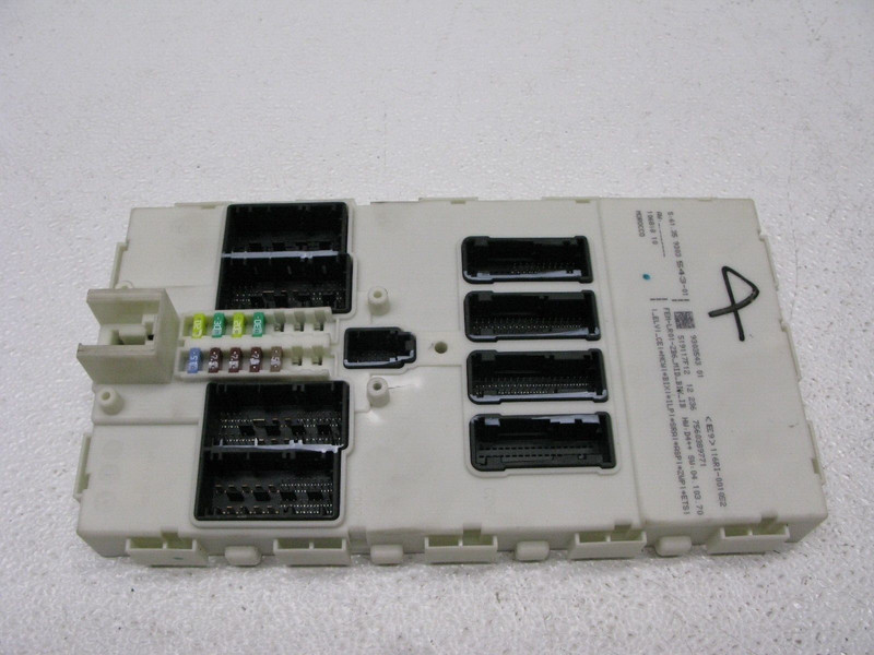 12-18 BMW F30 320i 328i IMMOBILIZER CONTROL COMPUTER MODULE FUSE OEM 082823