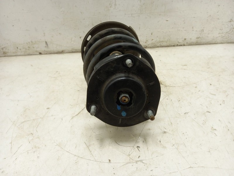 Passenger Right Strut Front SE 6 Cylinder Fits 07-11 CAMRY 575790