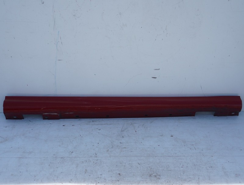 08 - 14 Mercedes W204 C300 RIGHT PASSENGER SIDE ROCKER PANEL SKIRT MOLDING OEM