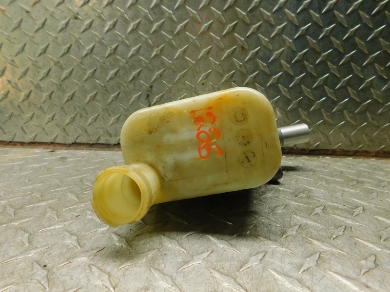 2015 2016 2017 CHRYSLER 200 BRAKE MASTER CYLINDER