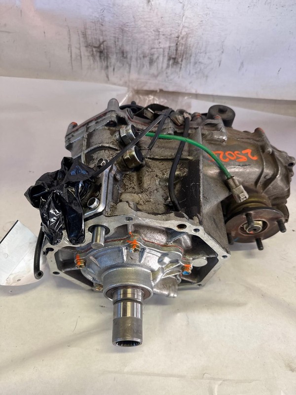 Transfer Case TOYOTA TACOMA 97 98 99 00 01 02 03 04