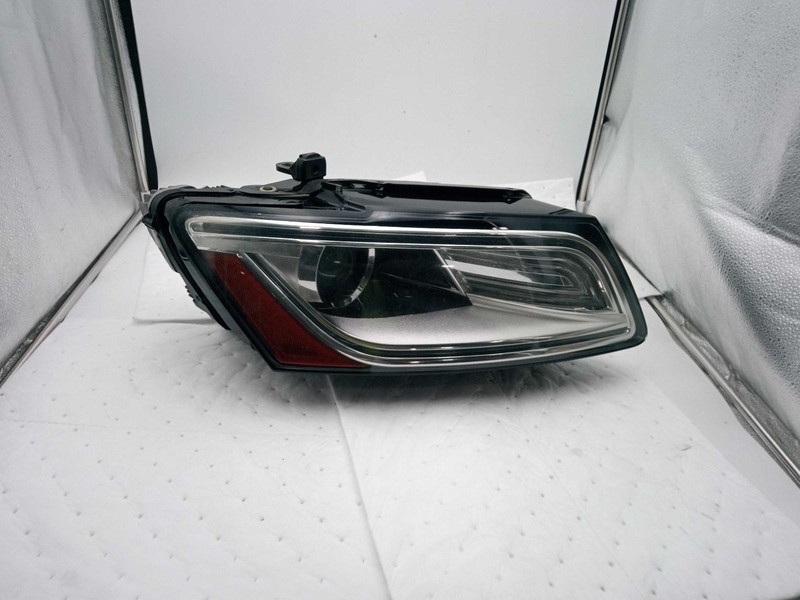 Used Right Headlight Assembly fits: 2017 Audi Q5 xenon HID self leveling opt 8Q3