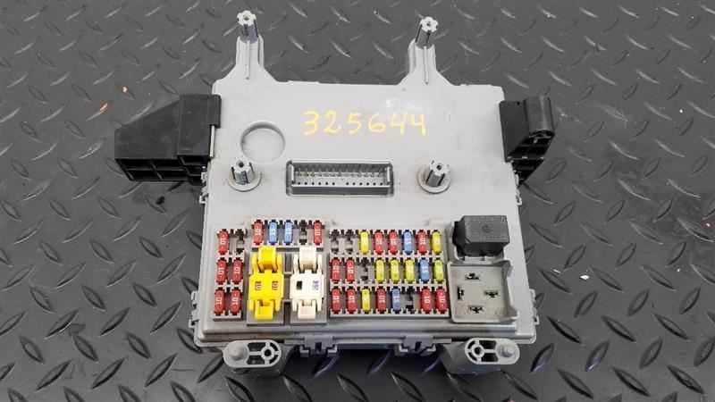 02-03 Jeep Liberty Dash Fuse Box Cabin W/ Keyless OEM 56009987AF