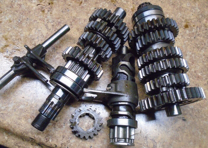 2000 Kawasaki Ninja EX500 EX 500 EX500D Engine Transmission Gears Shift Fork 01
