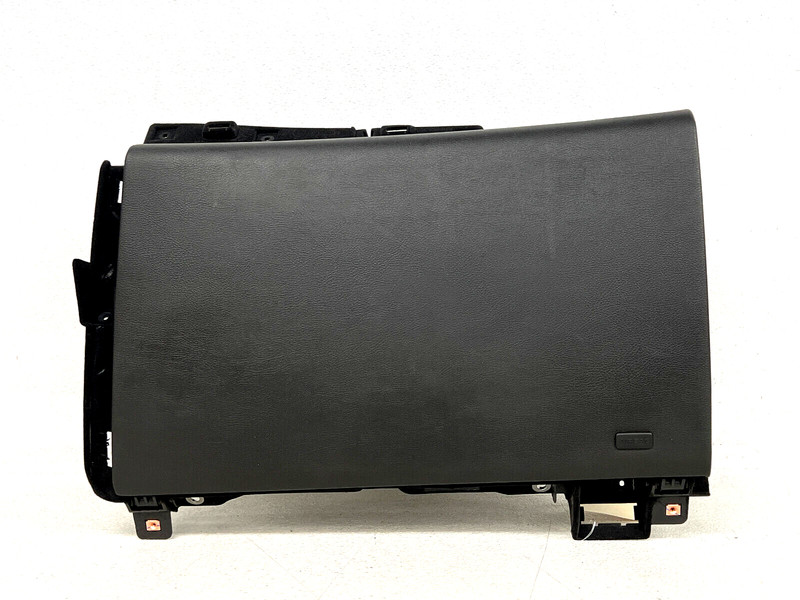 ⭐2016-2020 CADILLAC CT6 DASH GLOVE BOX STORAGE COMPARTMENT PANEL OEM LOT2562