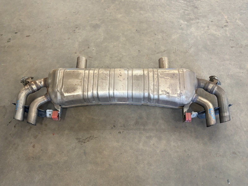 16 17 18 19 BMW 750i G12 Rear Exhaust Muffler System 4.4L 1529 OEM